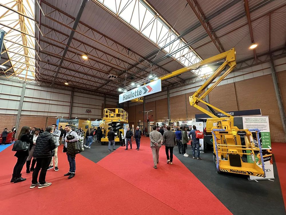 Oulisheng Aerial Work Platform Unveiled at SMOPYC Spanish Construction Machinery and Mining Machinery Exhibition