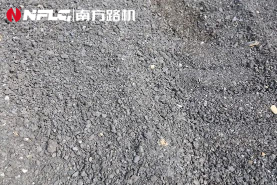 "Good Building" for Recycling of Waste Asphalt Concrete of Nanfang Road Machine — — RAPR Aggregate Recycling Equipment