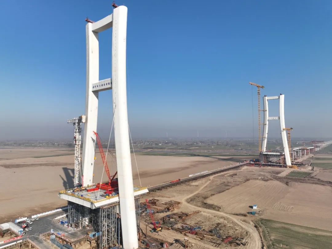 Smart and efficient! Liugong Ovim Cable Force Acquisition System Helps the Construction of Anluo Expressway Yellow River Bridge