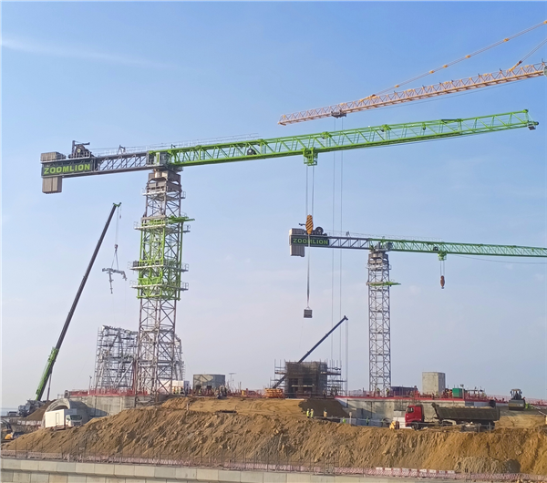 Aurora Green Lights up the Middle East, Zoomlion Super Large Tower Crane Helps Build Saudi New Future City