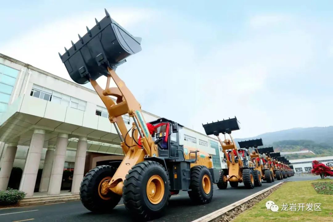 Construction machinery industry has entered a new stage of wave-like development