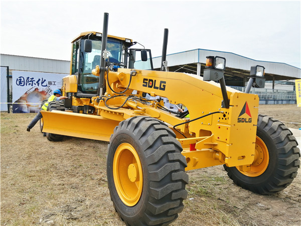 Sales Briefing for Motor Graders, Road Machinery, Hoisting Machinery, Industrial Vehicles and Other Products in December 2023