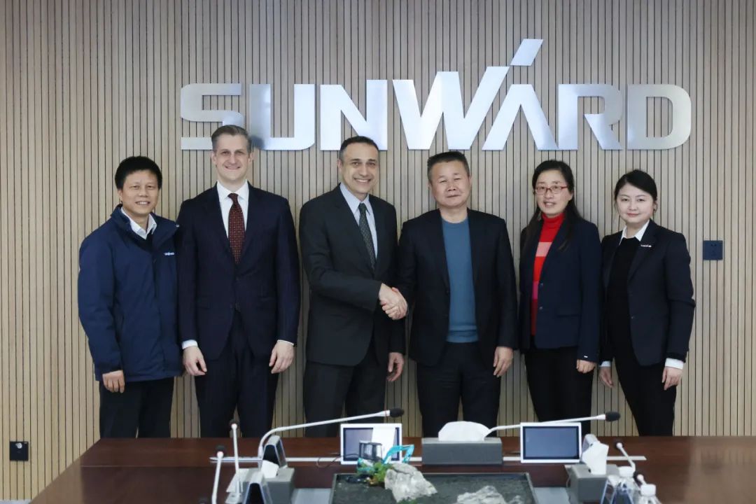 Canadian Consul General in Guangzhou Begard Visits Sunward