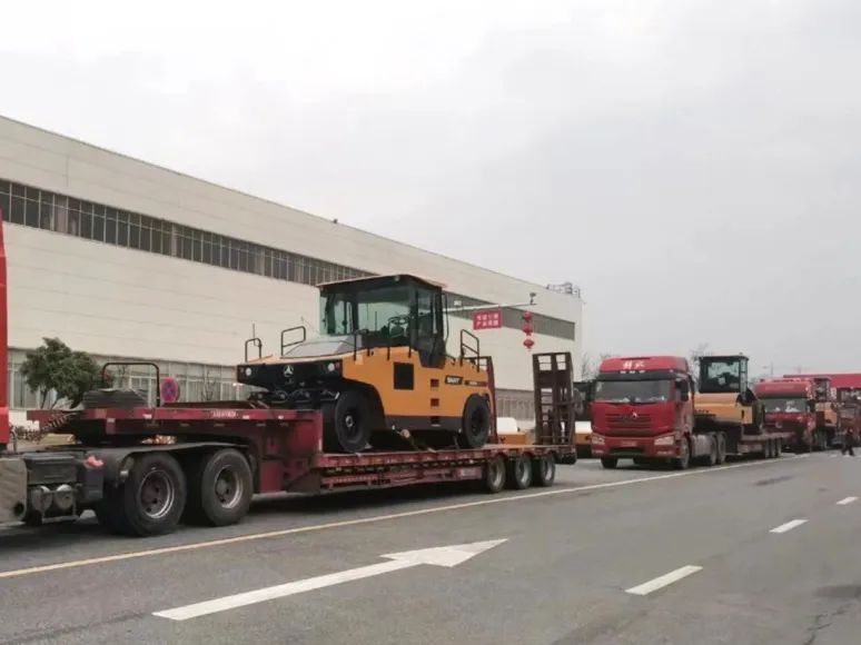 Xin Xin Xiang Long! New Year Delivery of Sanyi Road Machine Welcomes a Good Start!