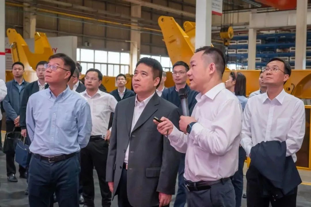 Zhuhai Mayor Huang Zhihao Investigates Sany Marine Engineering