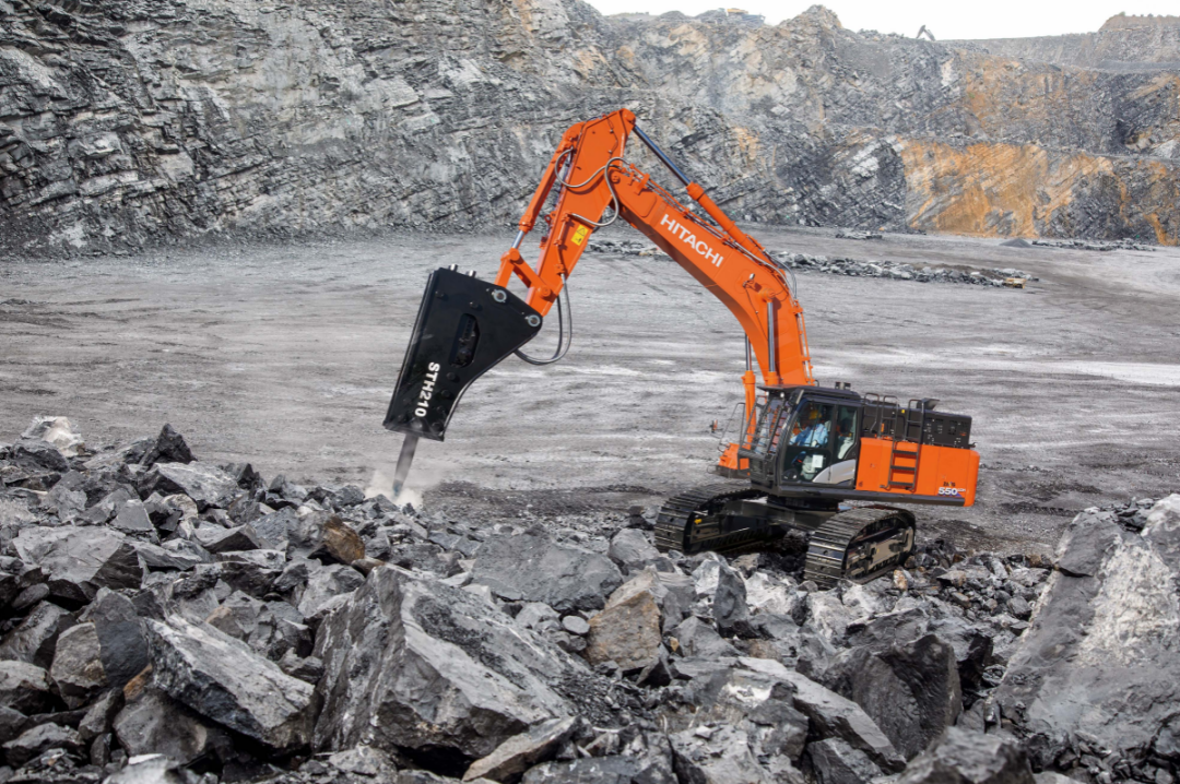 Born for mining, Hitachi releases ZX550LCH-6A hydraulic excavator