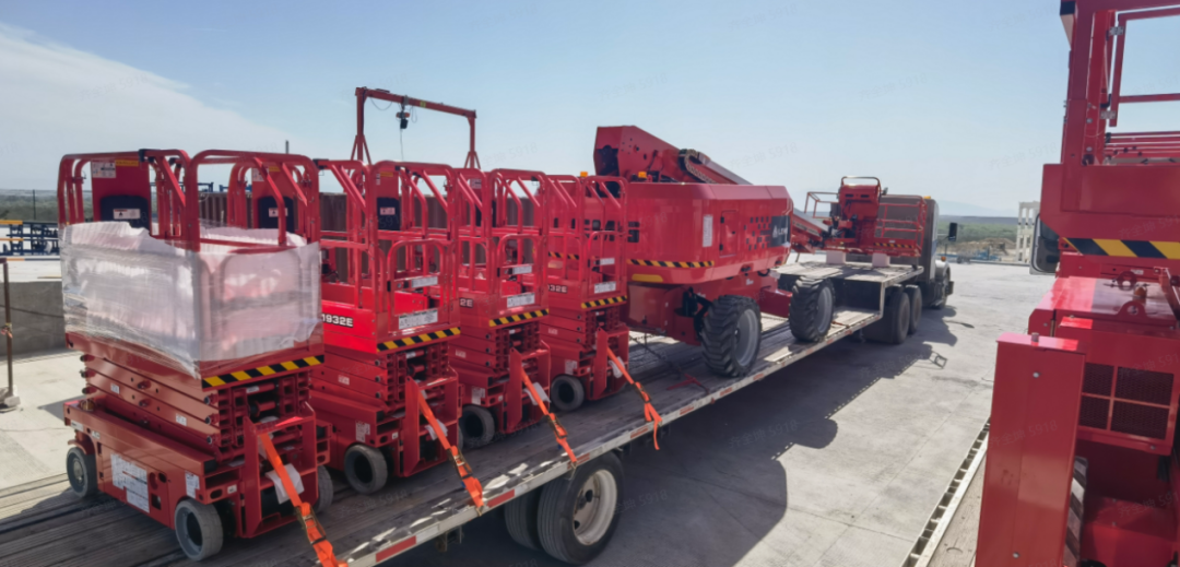 Shipping busy! Lingong Heavy Machinery Mexico Factory High Machinery Products Batch Shipment!