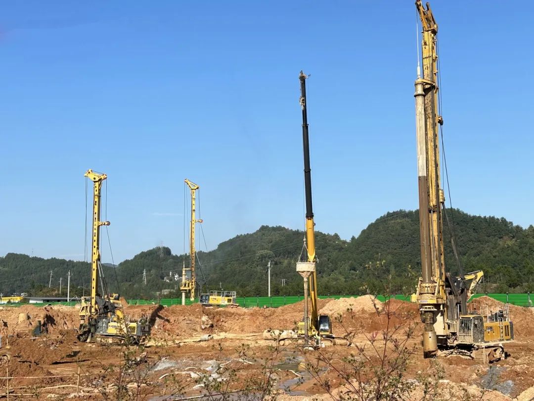 Working for 1900 hours, XCMG Rotary Drilling Rig Helps Build Hubei Education Park