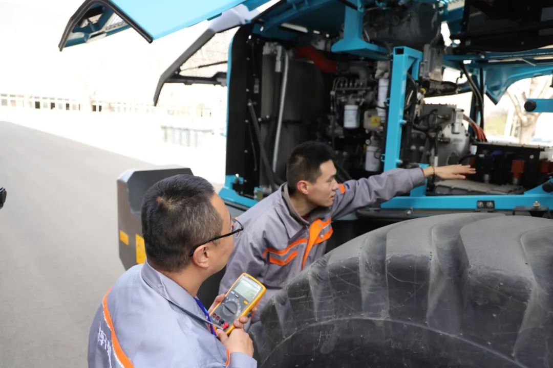 Yingxuan Heavy Industry "2024 (Phase I) New Energy Loader Service Technician Skills Upgrading Special Training Camp" was successfully held!