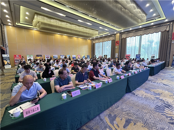 Conspiracy for New Development Quanzhou Construction Machinery Industry Supply and Demand Docking Activity and Construction Machinery National Tour Promotion Meeting Successfully Held