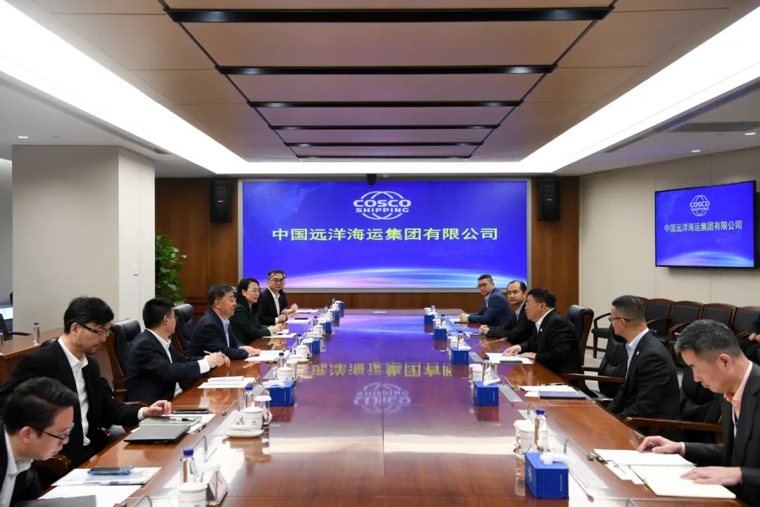 Domestic goods, national transportation and going to sea together | XCMG Yang Dongsheng visits COSCO shipping Group