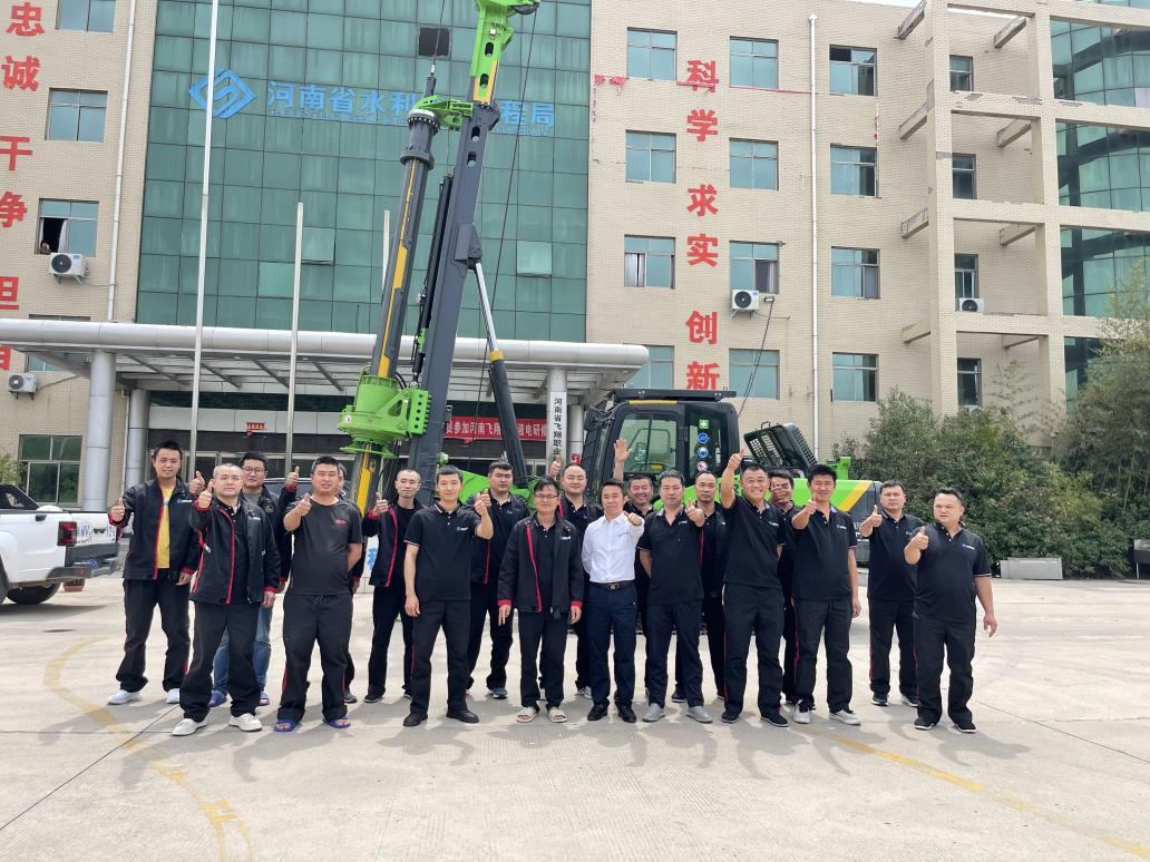 Henan Feixiang Training School is among the pioneers, launching the first phase of Taixin Small Rotary Excavation Maintenance Training