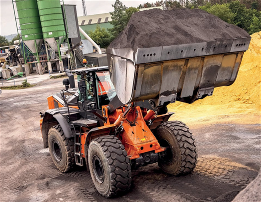 Hitachi's New Generation of Wheel Loaders Will Appear at the French Construction Machinery Exhibition