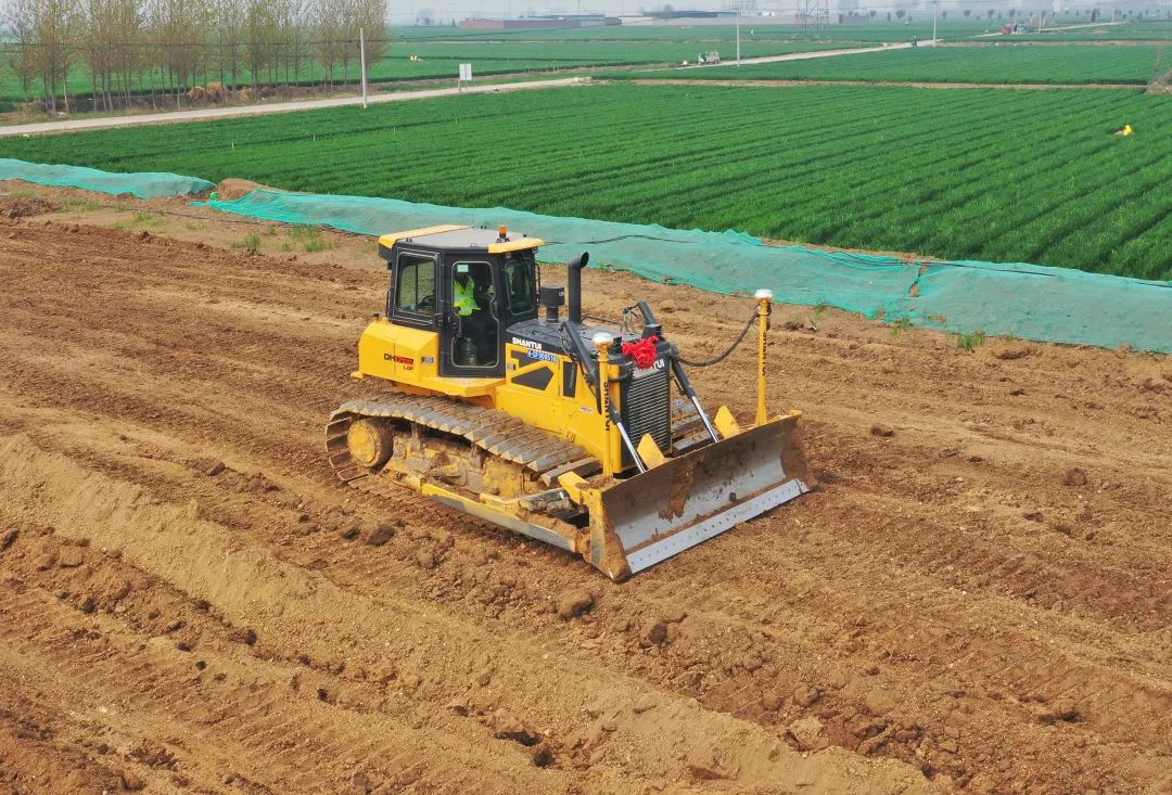 Shantui: Golden Core, Distinctive, New Road Construction Scheme Spreads a New Picture of Rural Revitalization