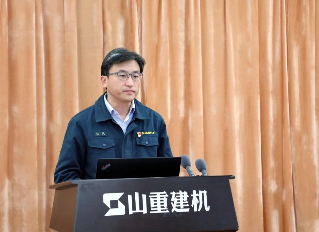 Mountain Reconstruction Machine: The company held the May 1st and May 4th Commendation and the "Cultural Star" Commendation Conference in March