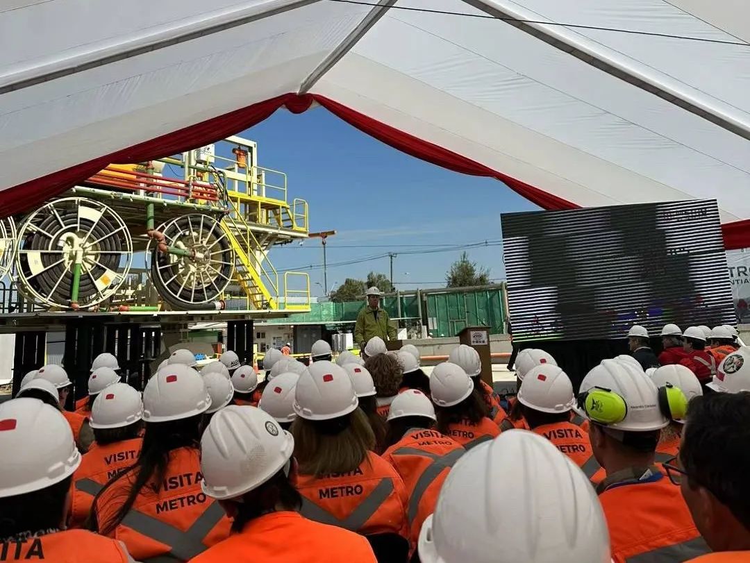 The first domestic earth pressure balance shield machine exported to Chile was launched to help the construction of key overseas tunnels.