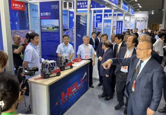 [CMITF 2024] Technology Enabling Industry, Innovation-Driven Development, Jointly Present at the Construction Machinery Industry Science and Technology Festival