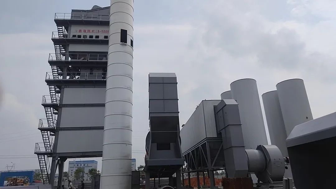 Xinhai Road Machinery Co., Ltd.: installation and delivery of Yueyang 5000 asphalt mixing station