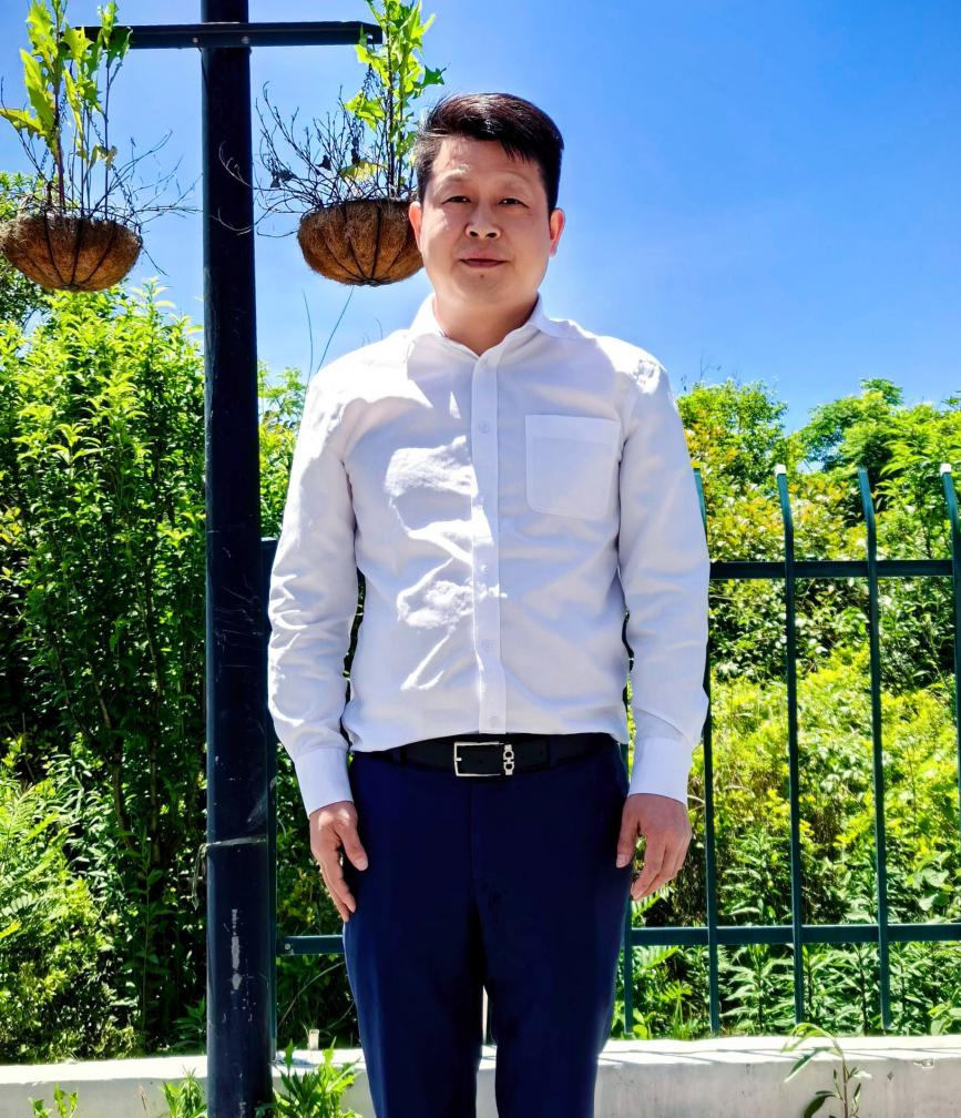 Sany Marketing Representative Interview | Zhejiang Huang Zhihua: Customer First, Dedication Never Stop!