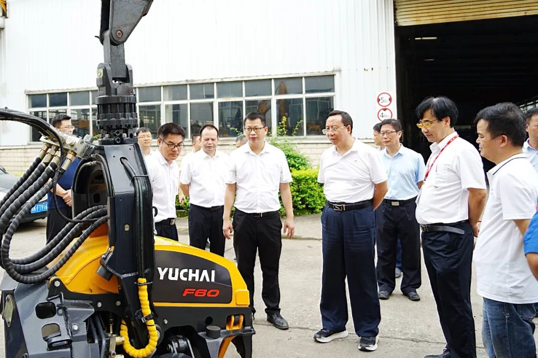 Jian Xingchao, Team Leader of Guangxi Real Economy Task Force in Yulin City, and His Delegation Went to Yuchai Heavy Industry to Conduct a Special Investigation on Scientific and Technological Innovation