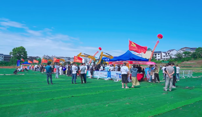 Excavator Operation Professional Skills Competition Successfully Held in Guangfeng District of Shangrao City