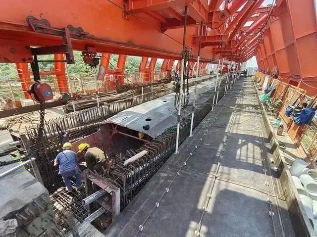 Qunfeng Flagship Expedition to Zhejiang Province to Refresh Infrastructure Progress Bar