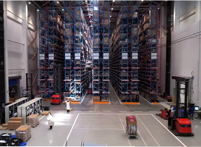 Lean Warehousing | Application Case of Linde Narrow Aisle Forklift in Electronics Industry