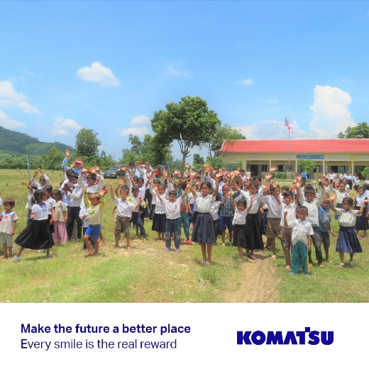 Komatsu won the special prize of the 21st Corporate Charity Award of the Japan Charity Association