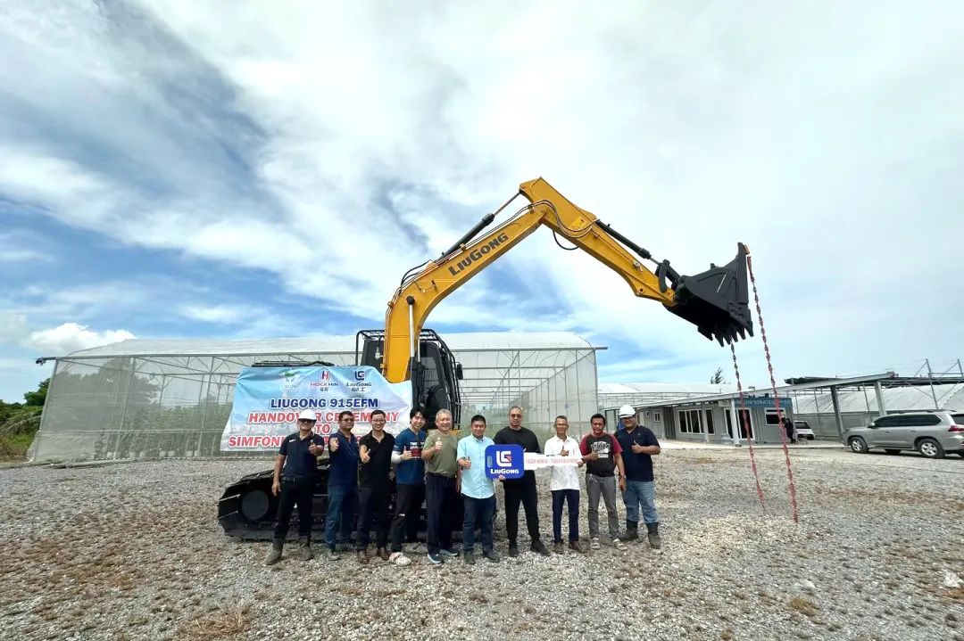 Liugong Customized Excavators Delivered to Malaysian Forestry Giant in Batch