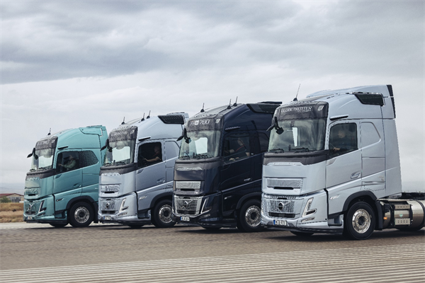 Volvo Trucks Get Big Orders-Italian Logistics Company Lannutti Orders 1500 Volvo FH Aero Heavy Trucks