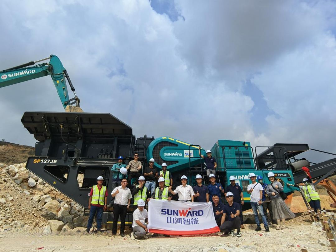 "Shanhe Green" Shines in Malaysia, Shanhe Intelligent Mobile Crushing and Screening Equipment Successfully Delivered