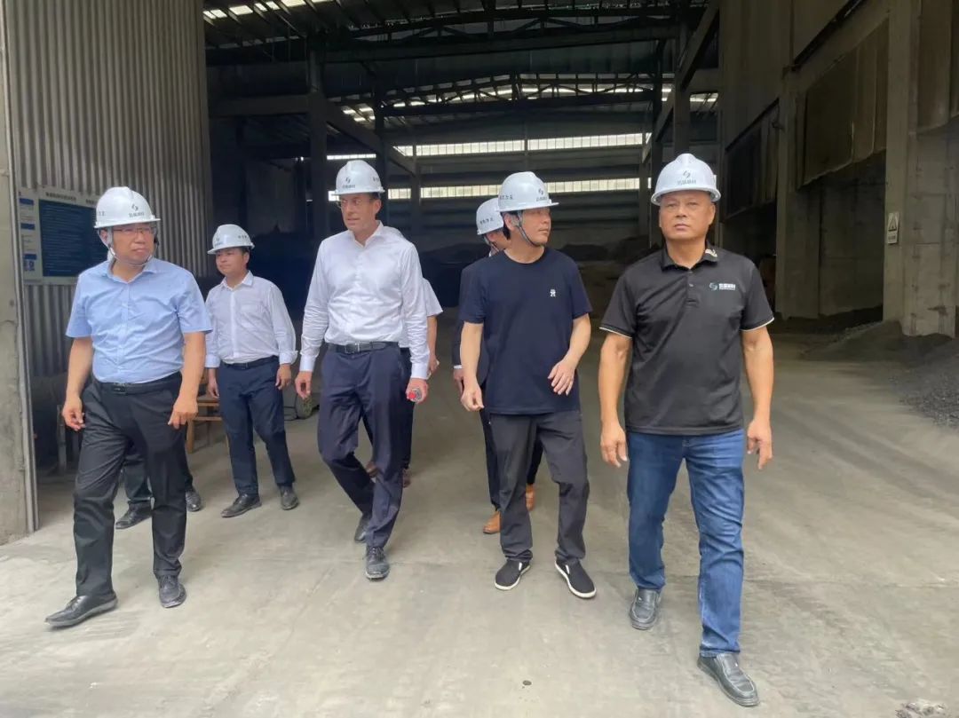 Customer-Centered, CEO of Anmai Group Visits Yiwu Haosheng New Material