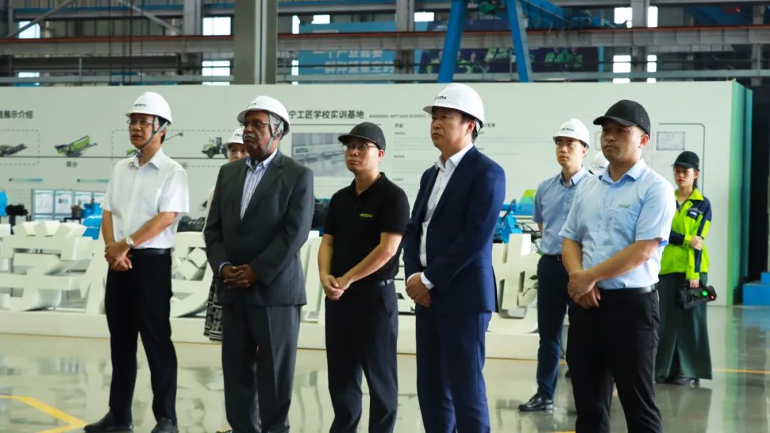 The Delegation of the African Union Representative in China and the Consulate General of African Countries in Guangzhou Visited the Guangxi Meisida Group