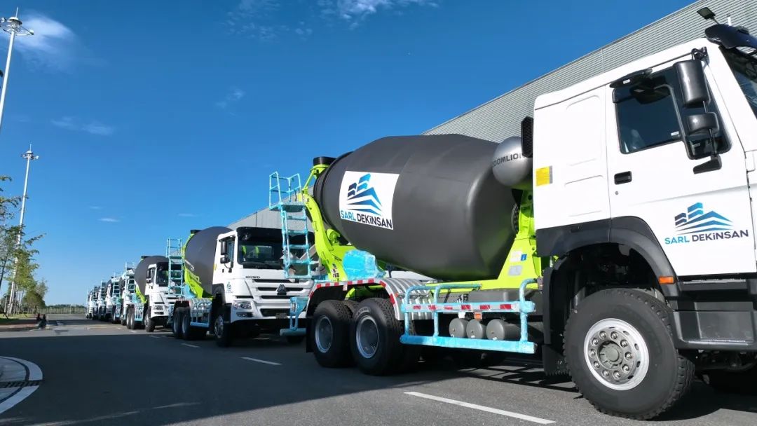 High quality is popular overseas! More than 40 mixer trucks of Zoomlion delivered to Turkey in batch