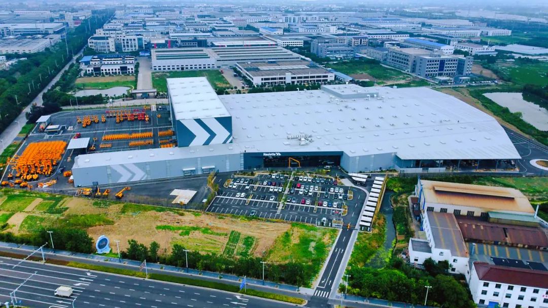 Business Focus · Service Upgrade | Haulotte China Production and Sales Office Address in One!