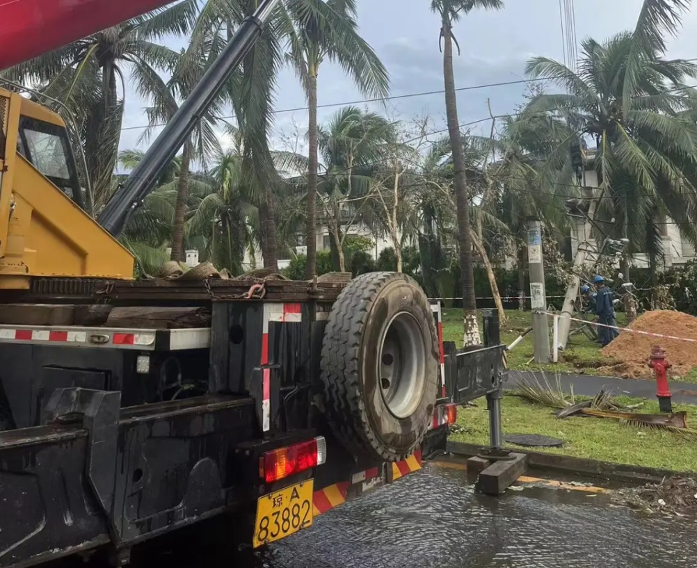 Super Typhoon Capricorn passes through! Sany rushed to Hainan