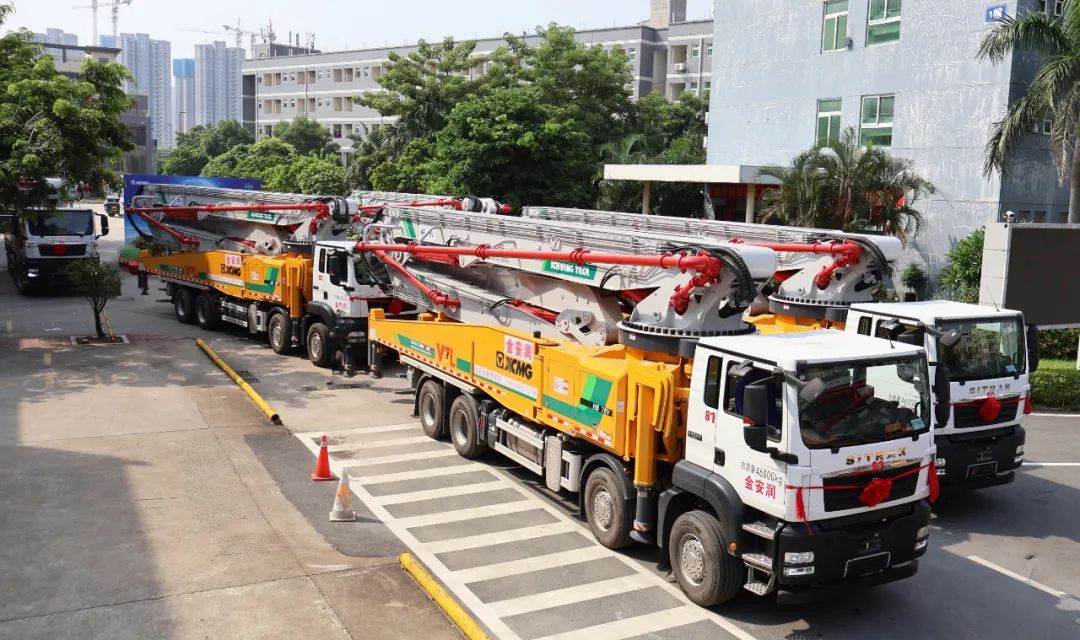 Hand in hand with "Guangdong"! Batch Delivery of XCMG Rice Pump Truck in Dawan District