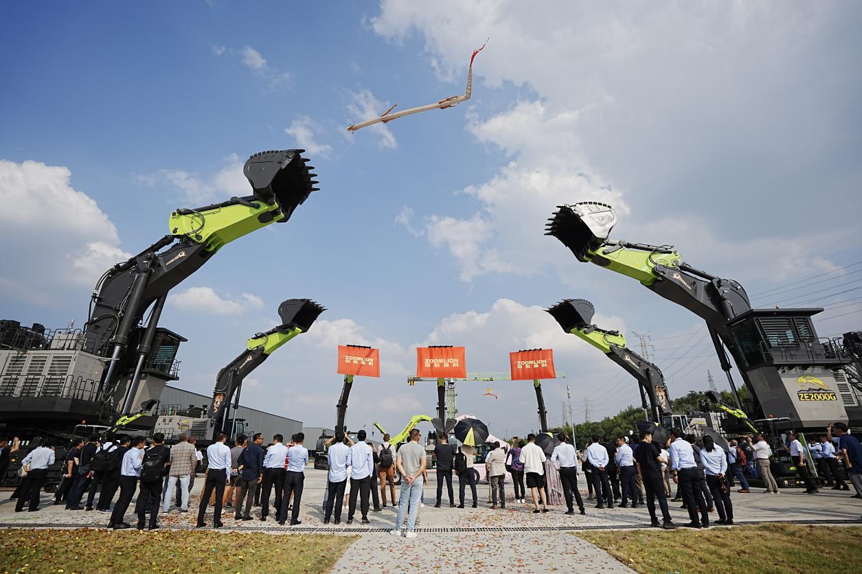 Zoomlion Global Mining Machinery Exhibition Successfully Held with Signing of Over 800 Million yuan