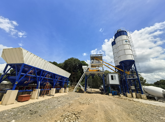 Shantui Jianyou Concrete Mixing Station Serves Overseas Housing Construction