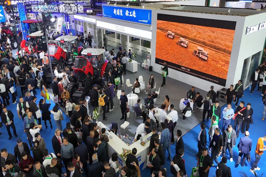 "2024 International Agricultural Machinery Exhibition" Receives Tens of Thousands, See XCMG's High-end Agricultural Machinery