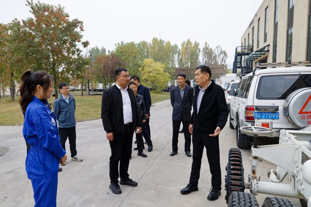 The Team of the Scientific Research Institute of the Ministry of Transport Visited Gaoyuan Road Industry Group for Investigation and Exchange