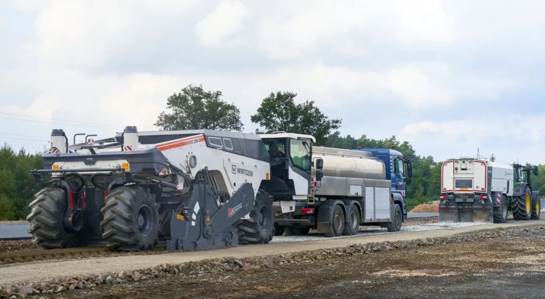 New Launch – Wirtgen WRC 240 (I) Crushed Stone Reclaimer