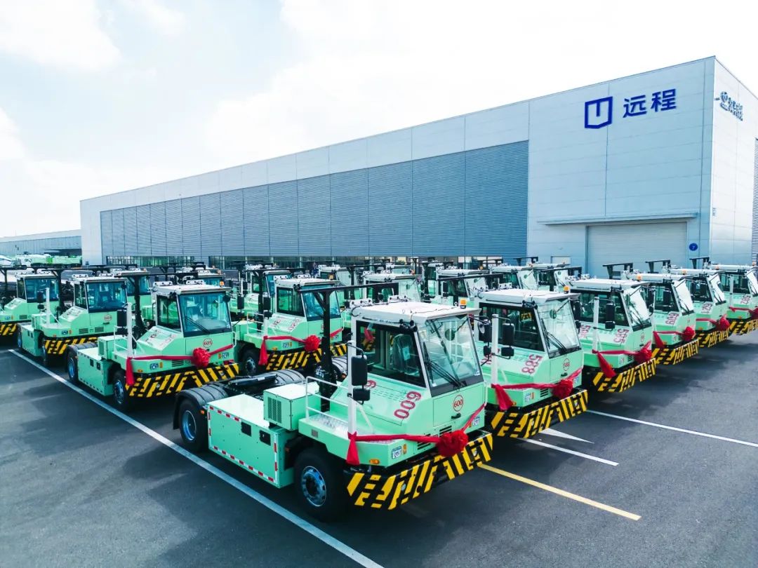 100 Long-distance Pure Electric Offset Terminal Vehicles Sent to Zhejiang to Boost the Construction of a Strong Green Port