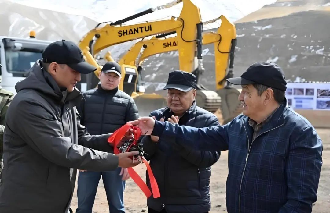 Integrated products of Shantui Mine help efficient mining of Nalen Coal Mine in Kyrgyzstan