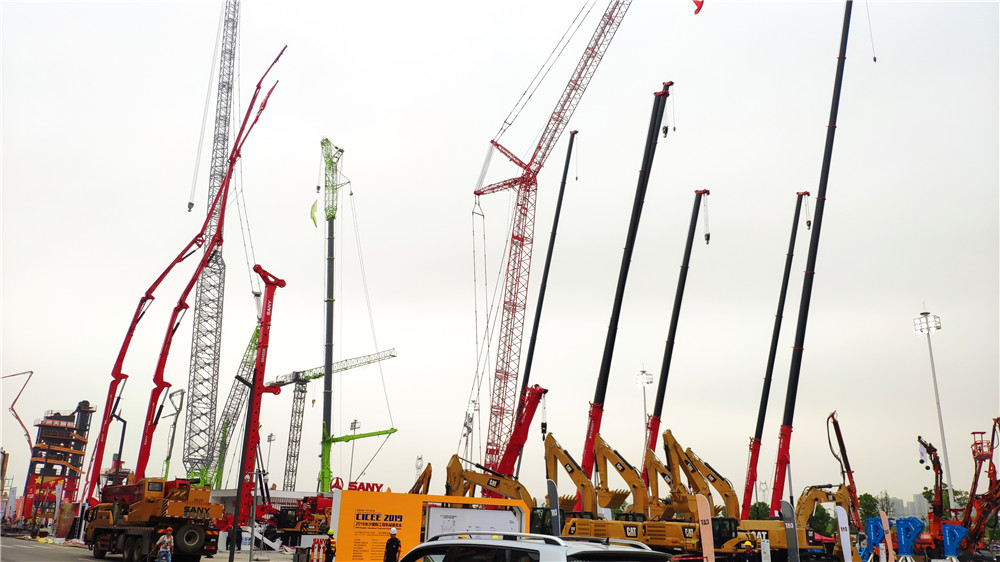 Sales report of main products such as crane, grader and aerial work platform in October 2024