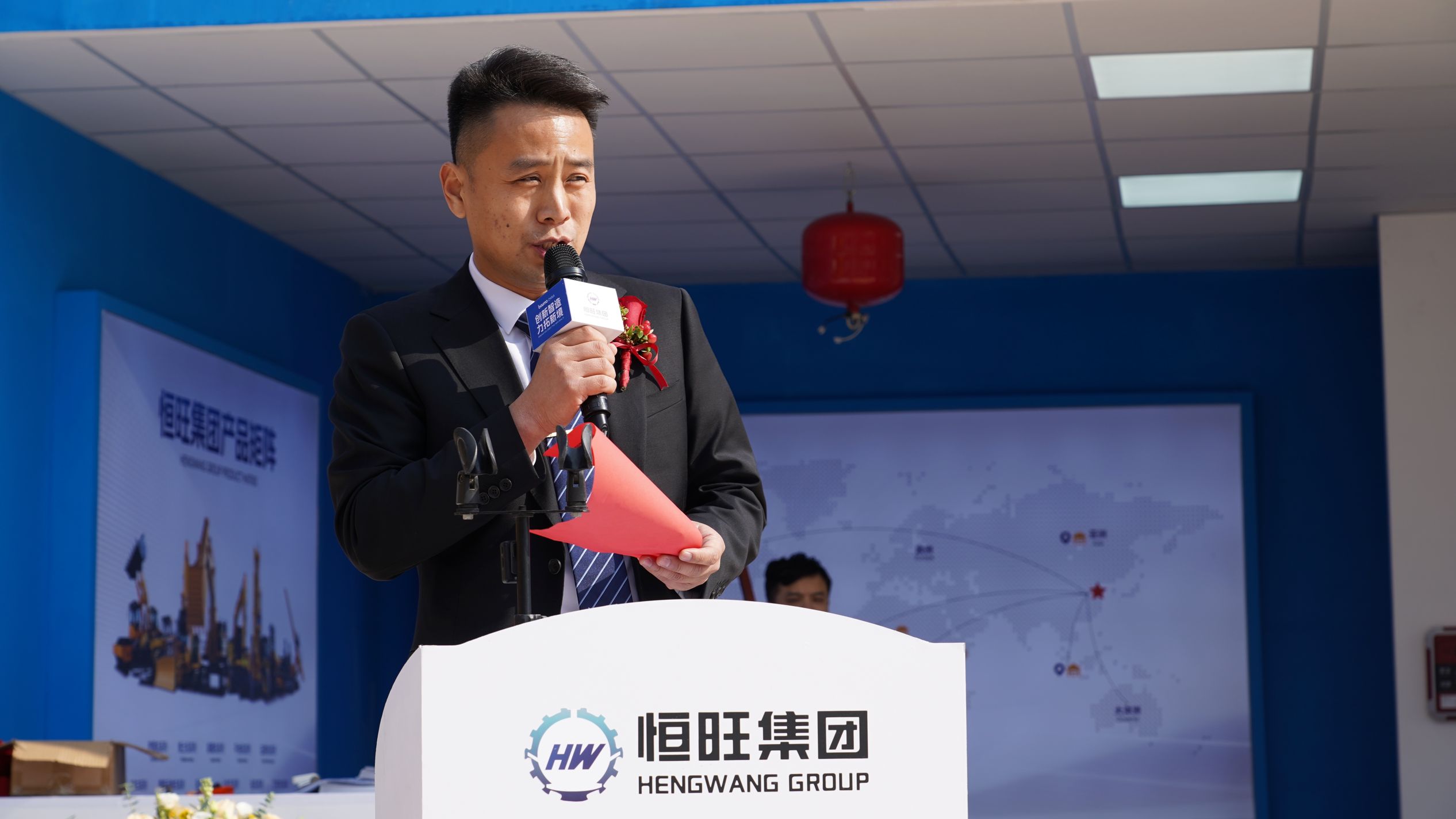 130 ton excavator shock release! "All Stars" of Hengwang Group Appeared line-ups in Bauma China 2024