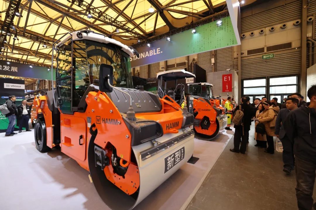 Bauma highlights review │ debut of Hummer medium tandem roller