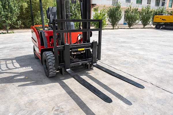 Hengwang HW 2T  Electric Forklift