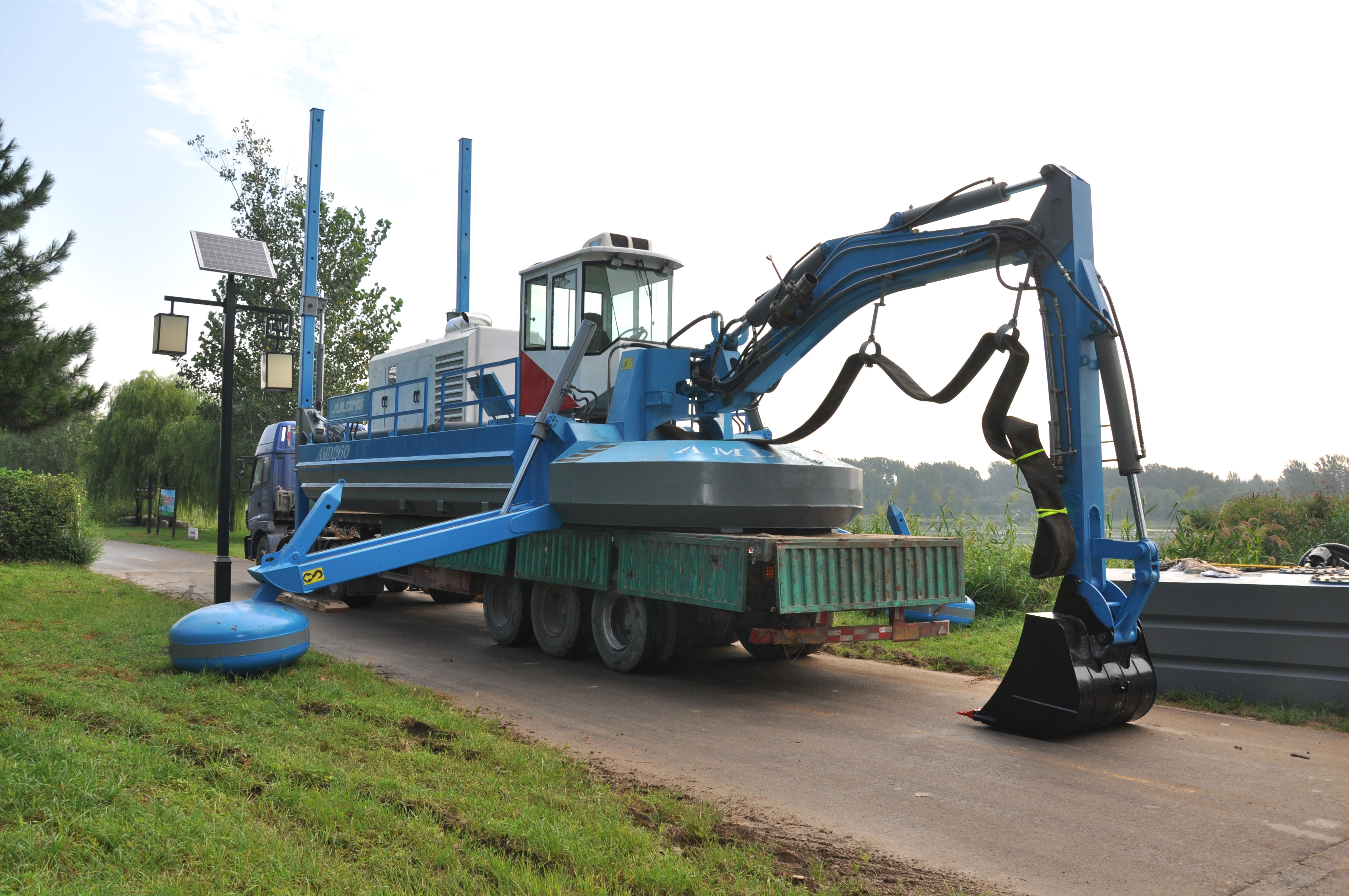 JULONG AMD-260 两栖式多功能挖泥船 Sediment Dredger