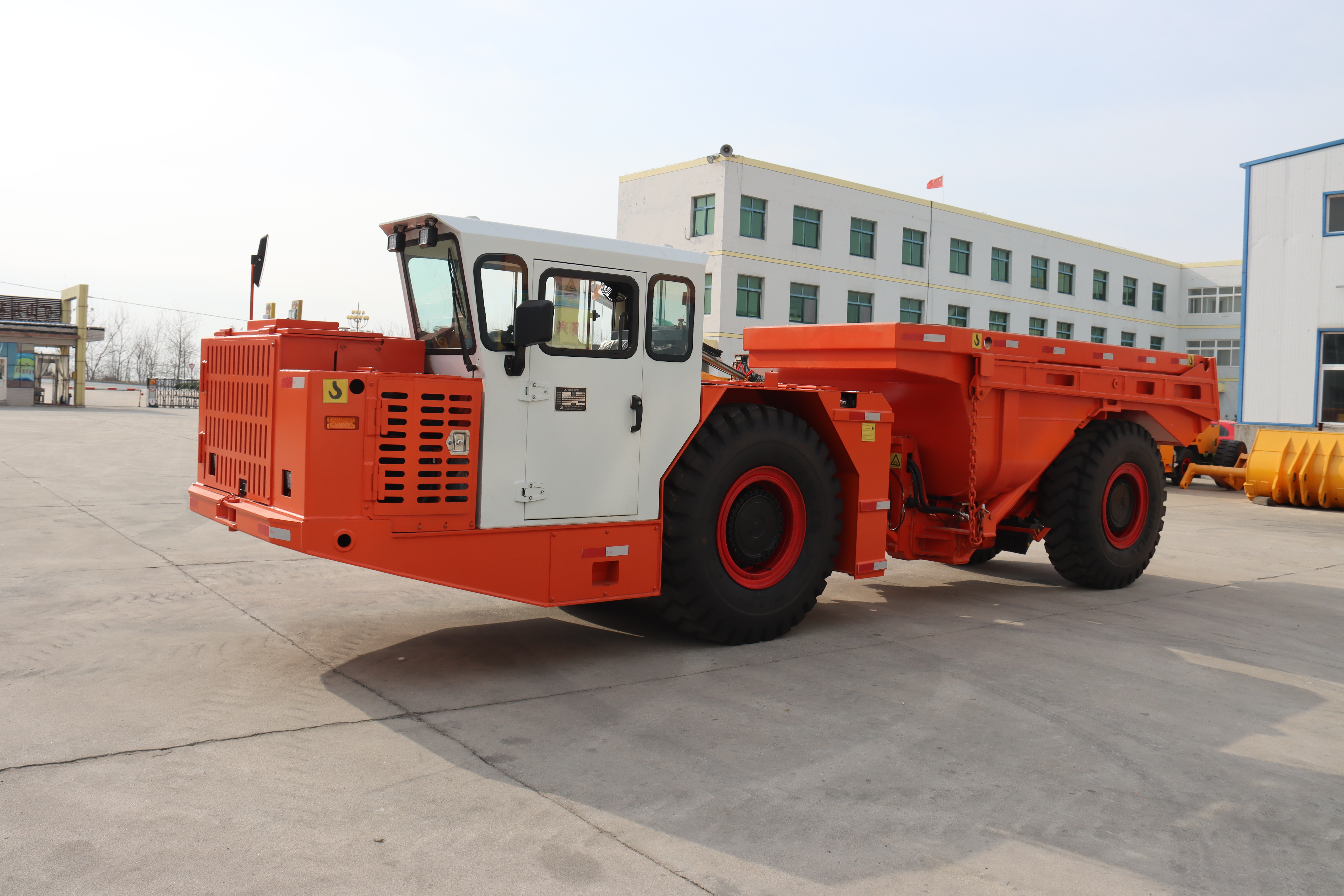 Xuri UK-15 地下运矿车系列